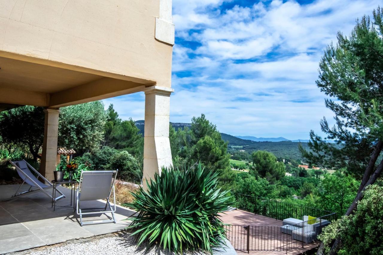 Villa Lumineuse Avec Piscine Clim 1Ere Etage Vue Panoramique Sur Les Montagnes Sur Le Site De La Sainte-Victoire Le Tholonet Exterior photo